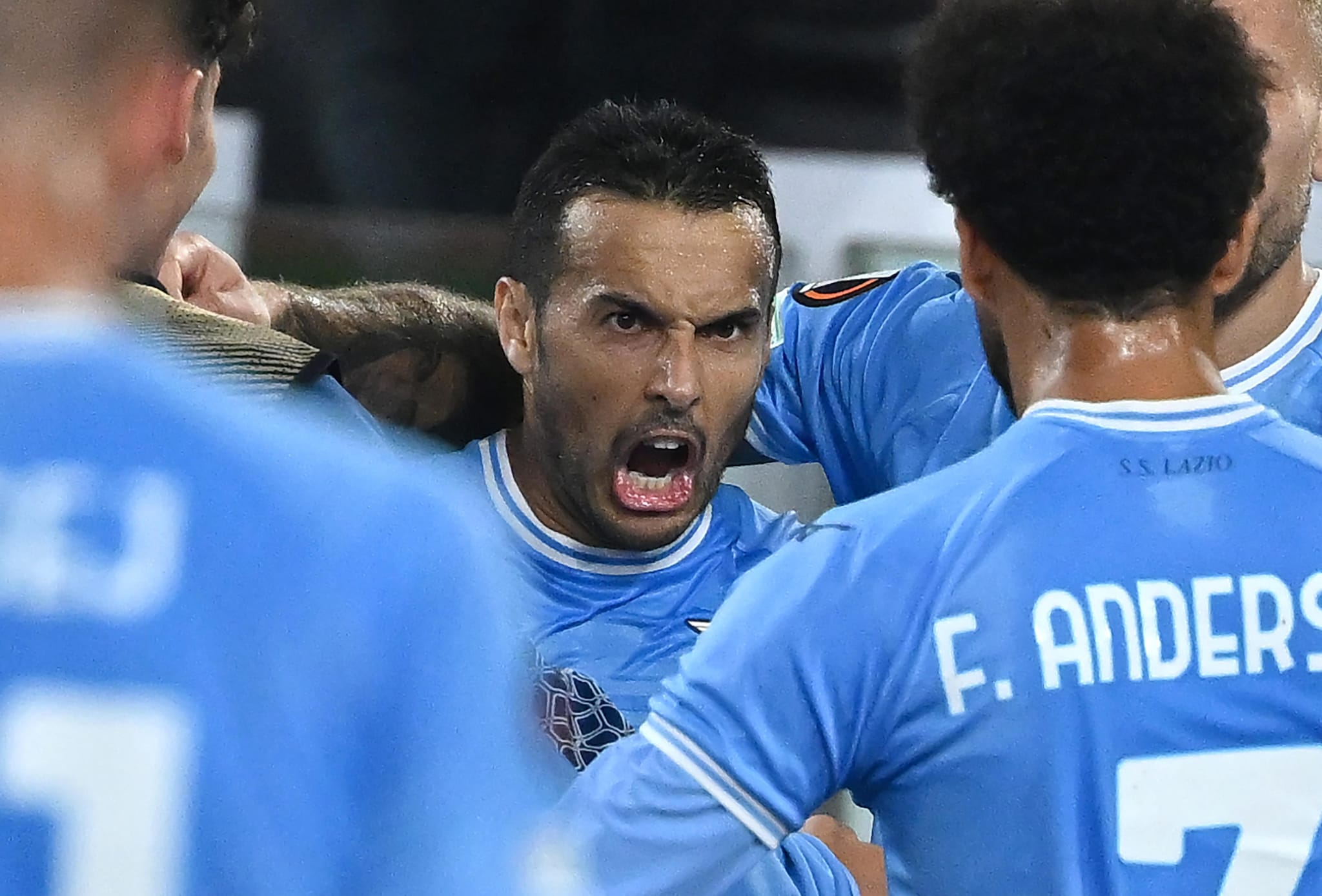 Jogo do Vélez: Uma emocionante partida de futebol